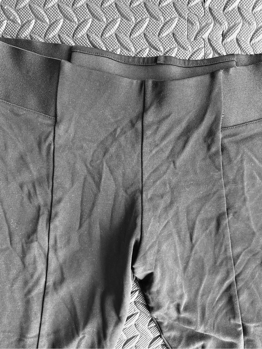 H&M Black Leggings Size Medium - Picture 2 of 3